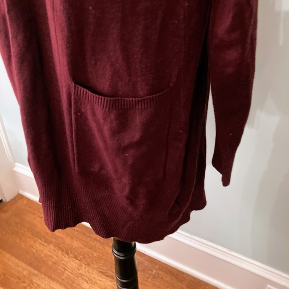 DREAMERS BY DEBUT Open Front Long Burgundy Cardigan - Picture 3 of 8